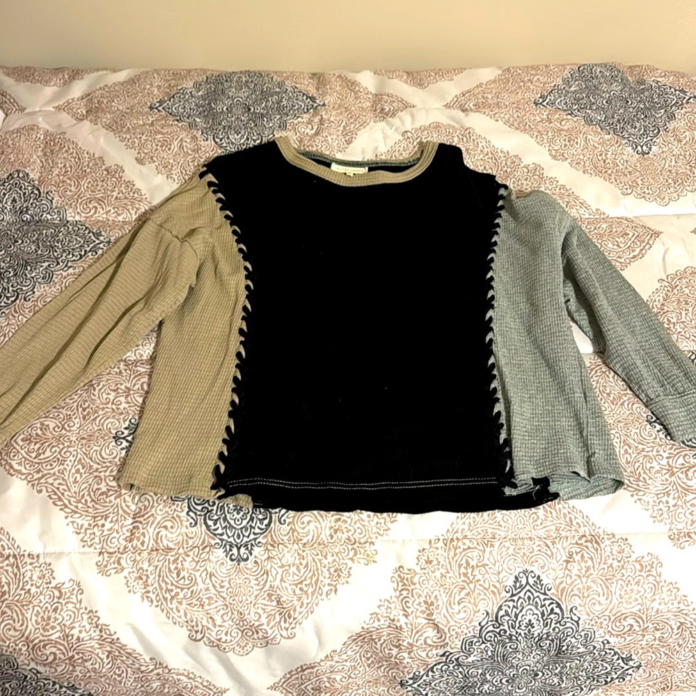 Long sleeve top gilded intent